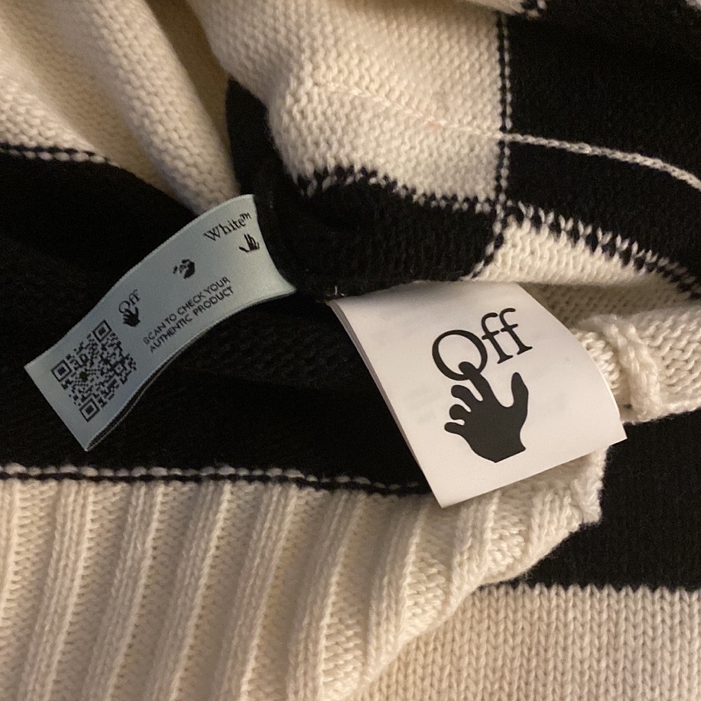 Off-white cardigan - Picture 12 of 17